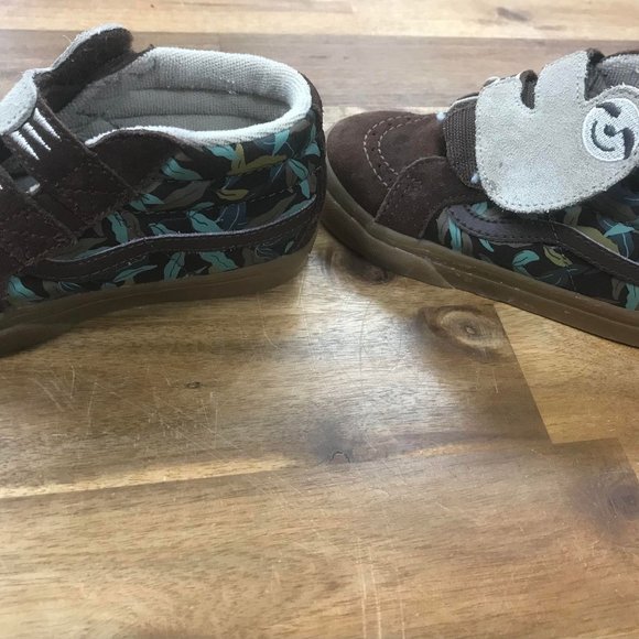 9 Sloth Vans Velcroe shoe. - Picture 2 of 4